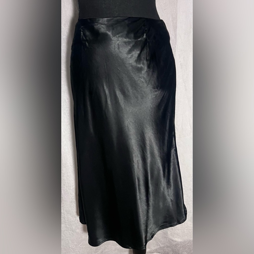 The limited skirt Bundle & save 30% off 2+ items​​​